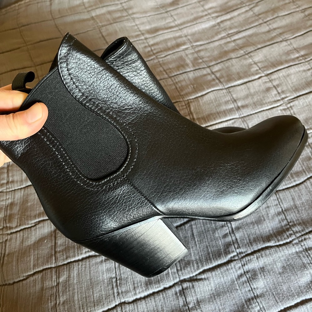 Rachel Comey leather boot size 6-never worn!